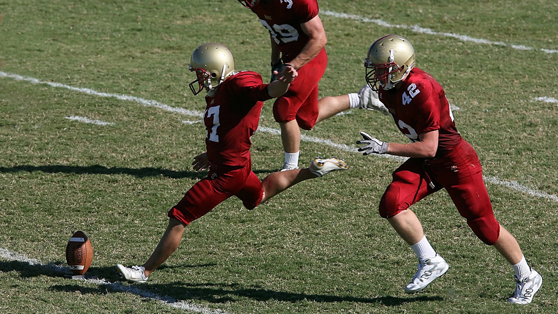 中国足球青训课程更新加入战术问题场景模拟，中国足球青训将来的发展