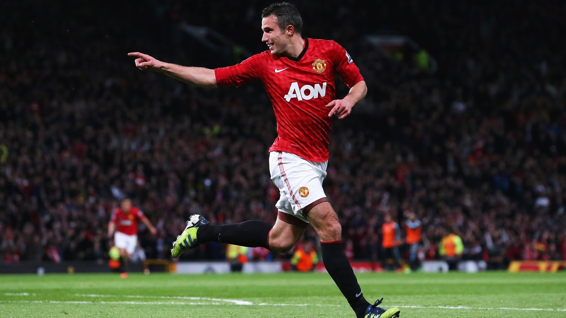 波波维奇100米自由泳决赛精彩纷呈，波波夫自由泳比赛视频